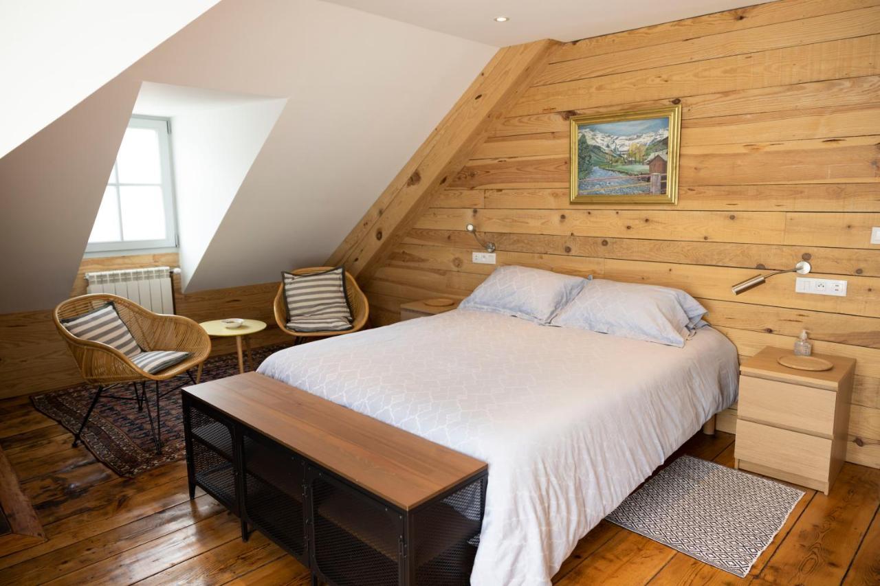 Le 41 Avenue Foch Hotell Bagnères-de-Luchon Exteriör bild