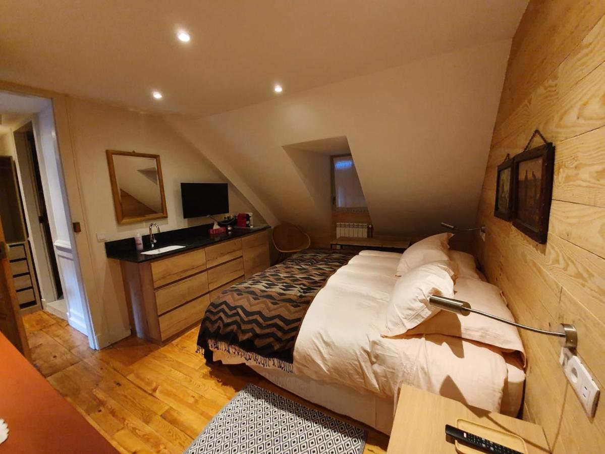Le 41 Avenue Foch Hotell Bagnères-de-Luchon Exteriör bild